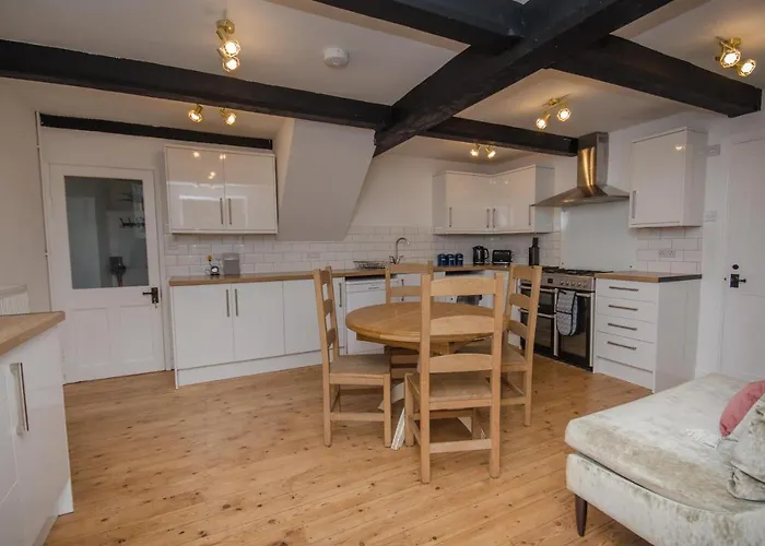 Hideaway Cottage