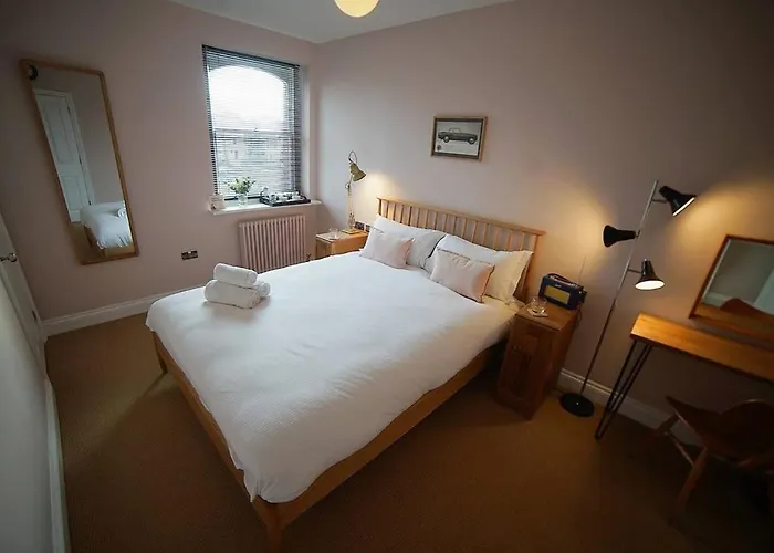 The Alma Taverns Boutique Suites Room 2 - Hopewell