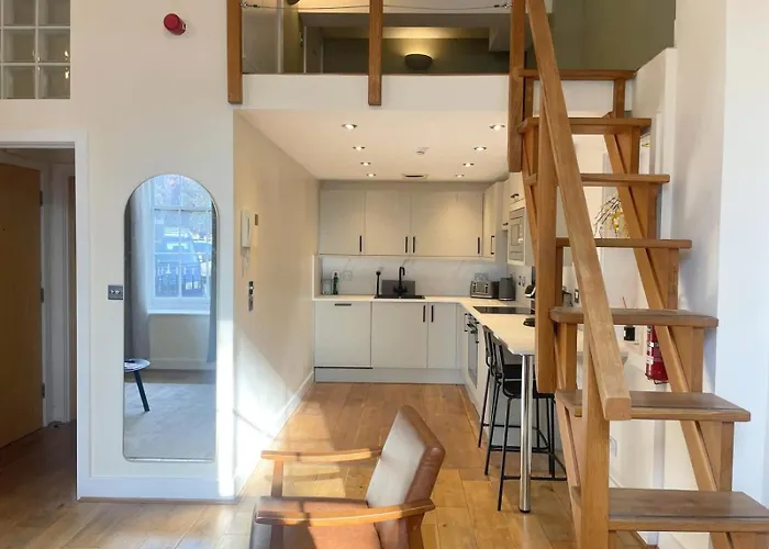 One Bed Maisonette In City Centre Portland Square