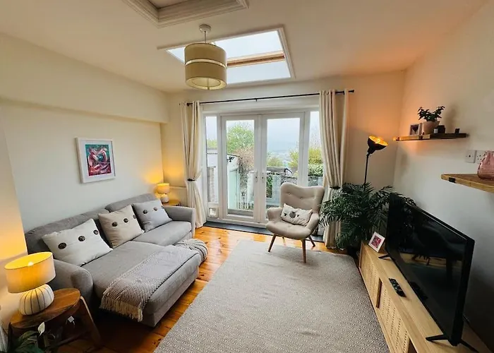 Stylish Apartment With Stunning Views