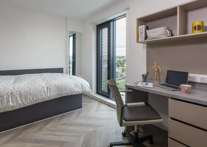 Cosy Apartments And Private Ensuite Rooms At The Metalworks In Bristol