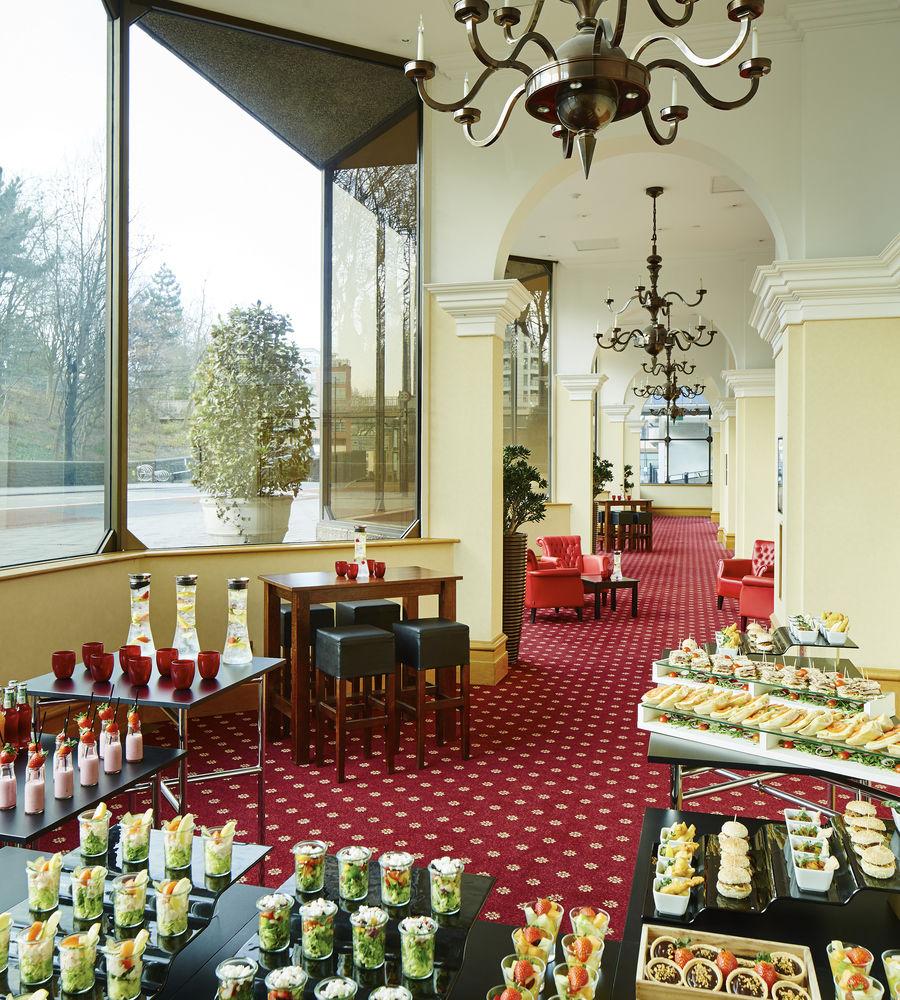 Hotel Delta By Marriott Centre