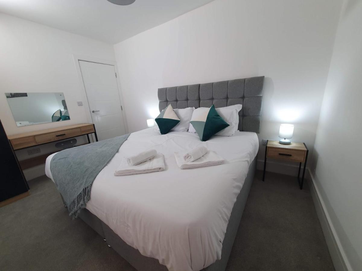 2 Bedroom In Filton By Cliftonvalley Apartment Bristol
