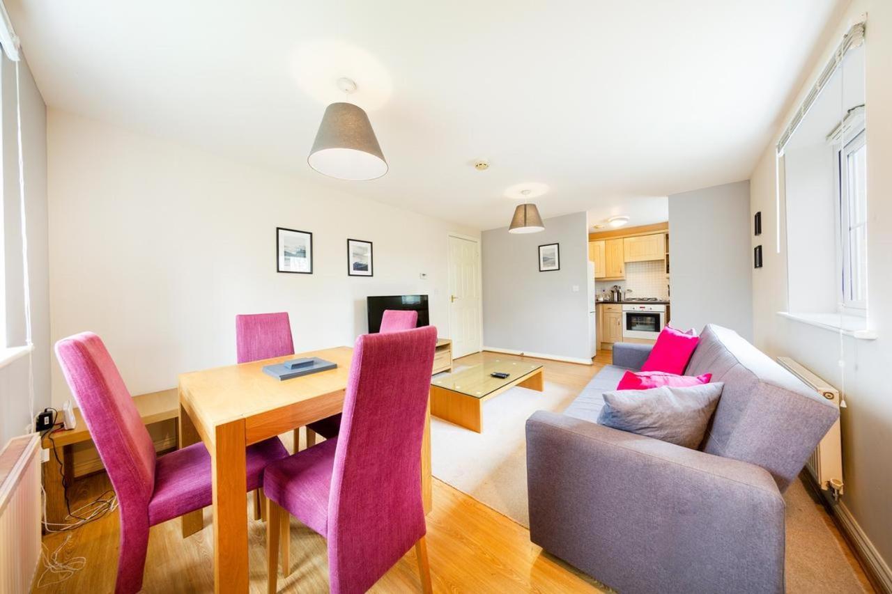 Apartment 2 Bed 2 Bathroom Free Parking *