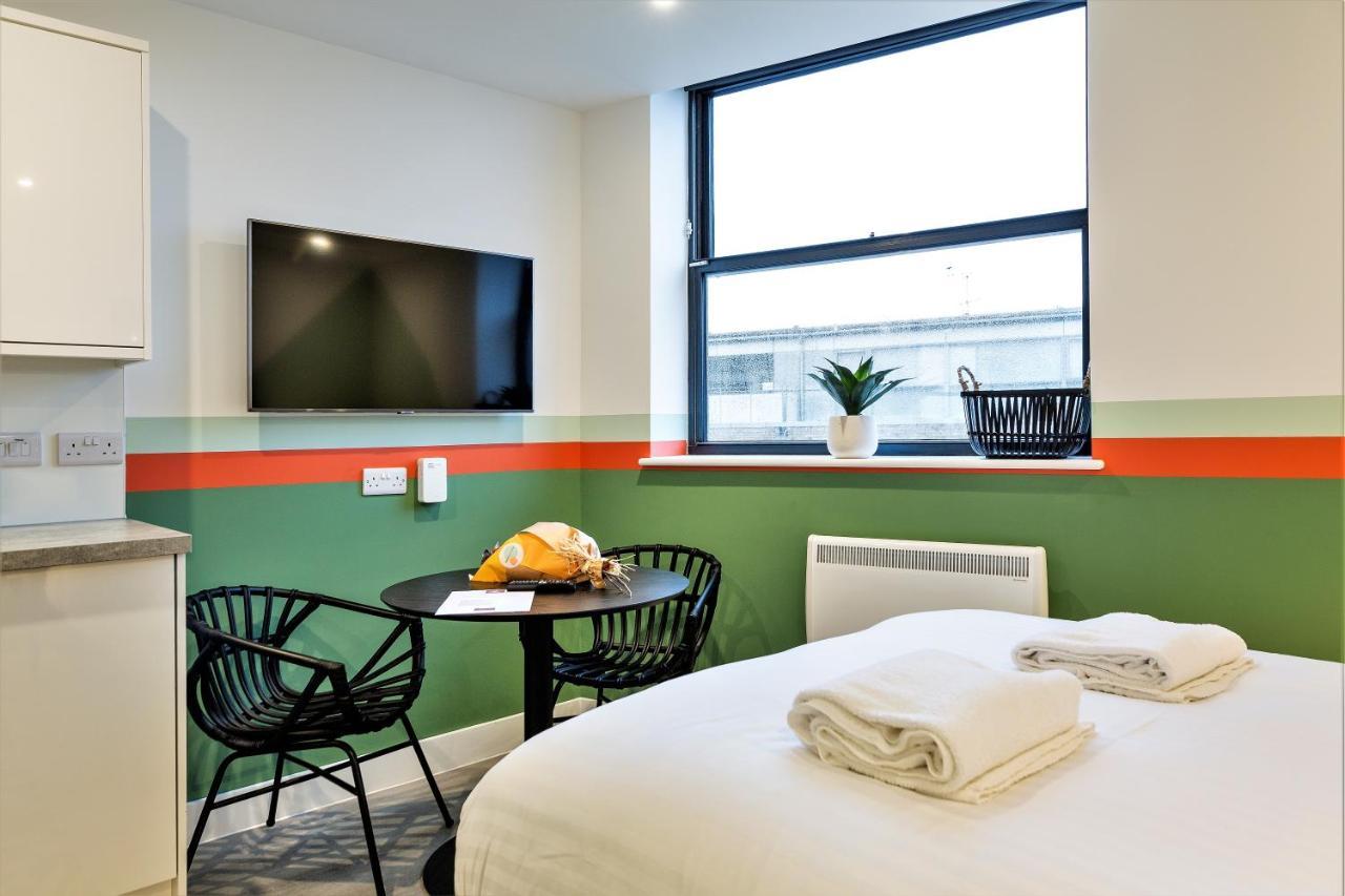 Your I Clifton Village Aparthotel Bristol