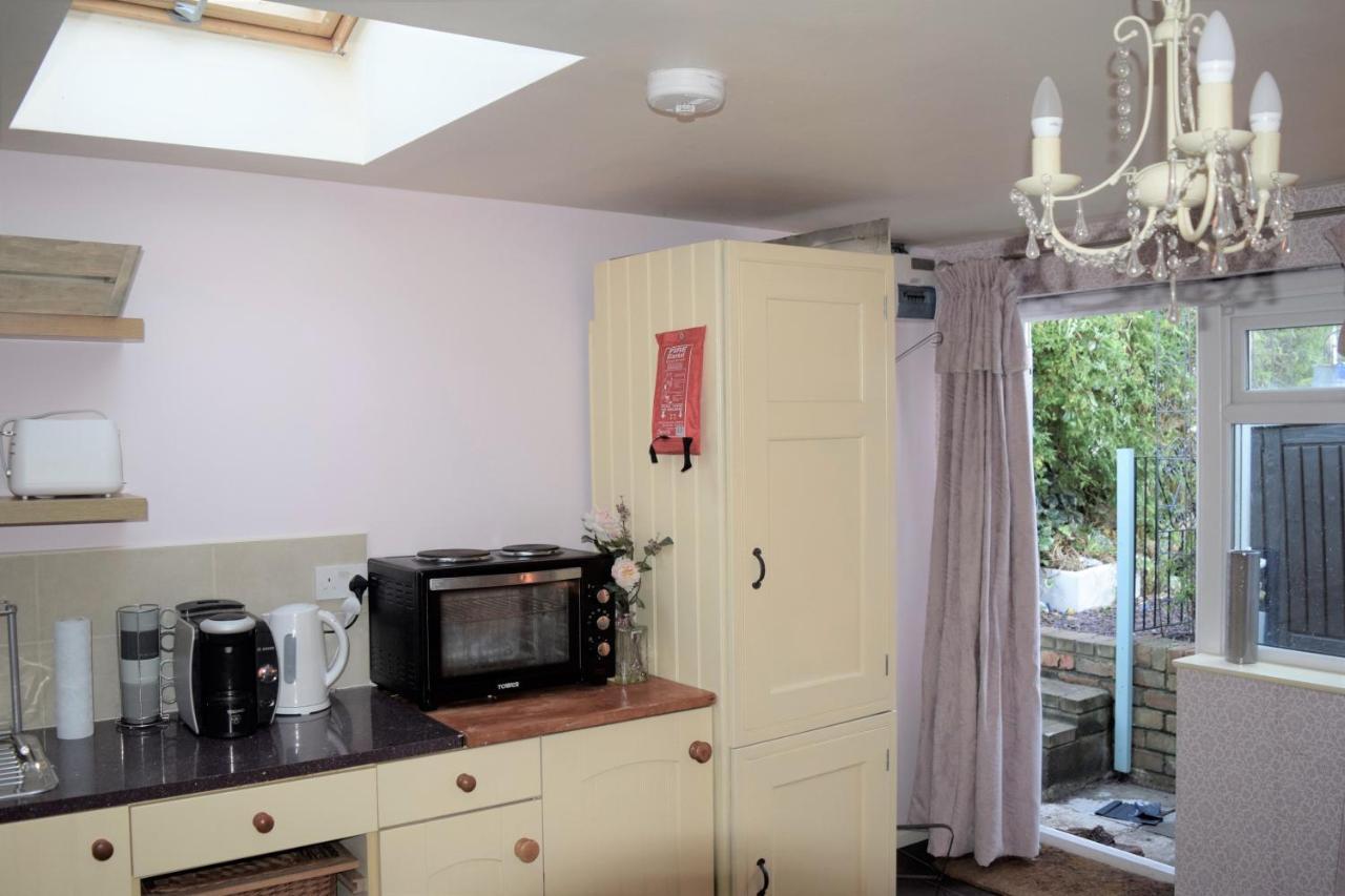 Apartment Cosy Self-contained Studio Flat In Bristol