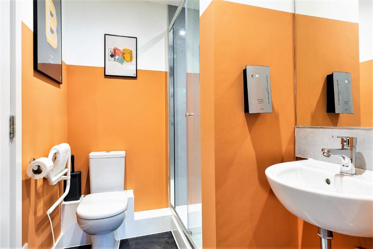 Your I Clifton Village Aparthotel Bristol