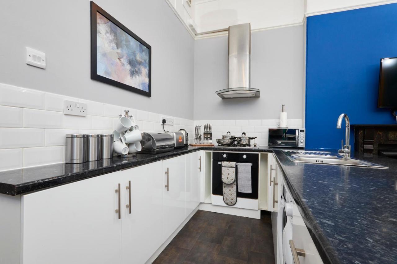 Apartment Sleek And Stylish 2 Bed In Clifton - Garden Bristol