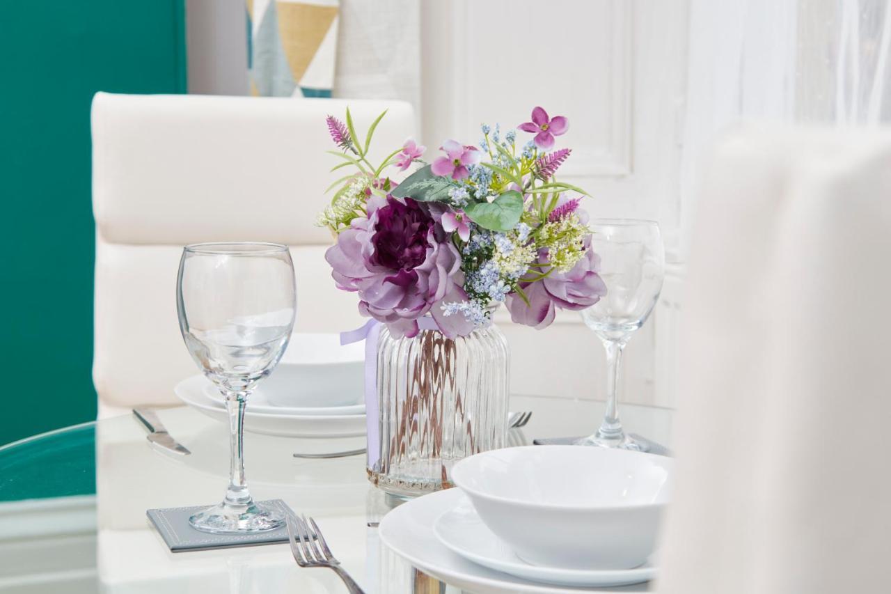 Apartment Sleek And Stylish 2 Bed In Clifton - Garden