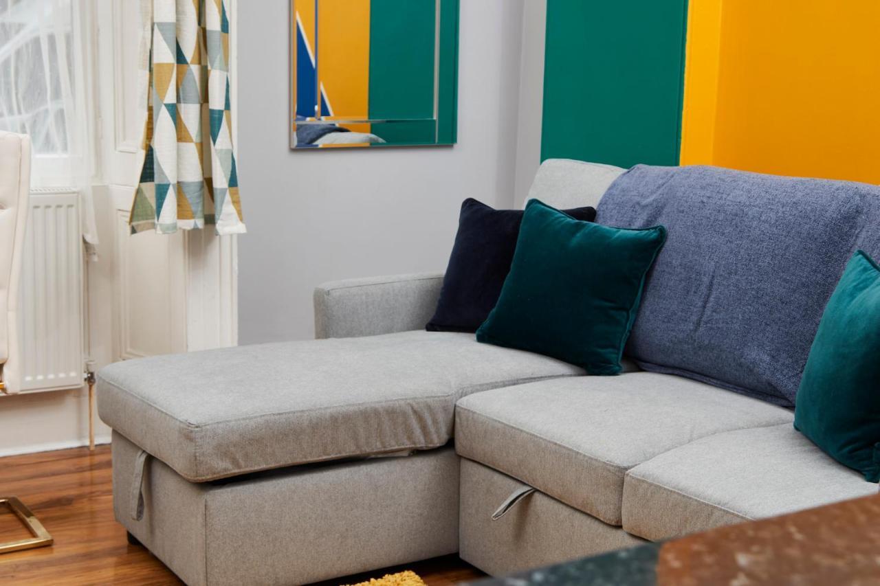 Sleek And Stylish 2 Bed In Clifton - Garden * Bristol
