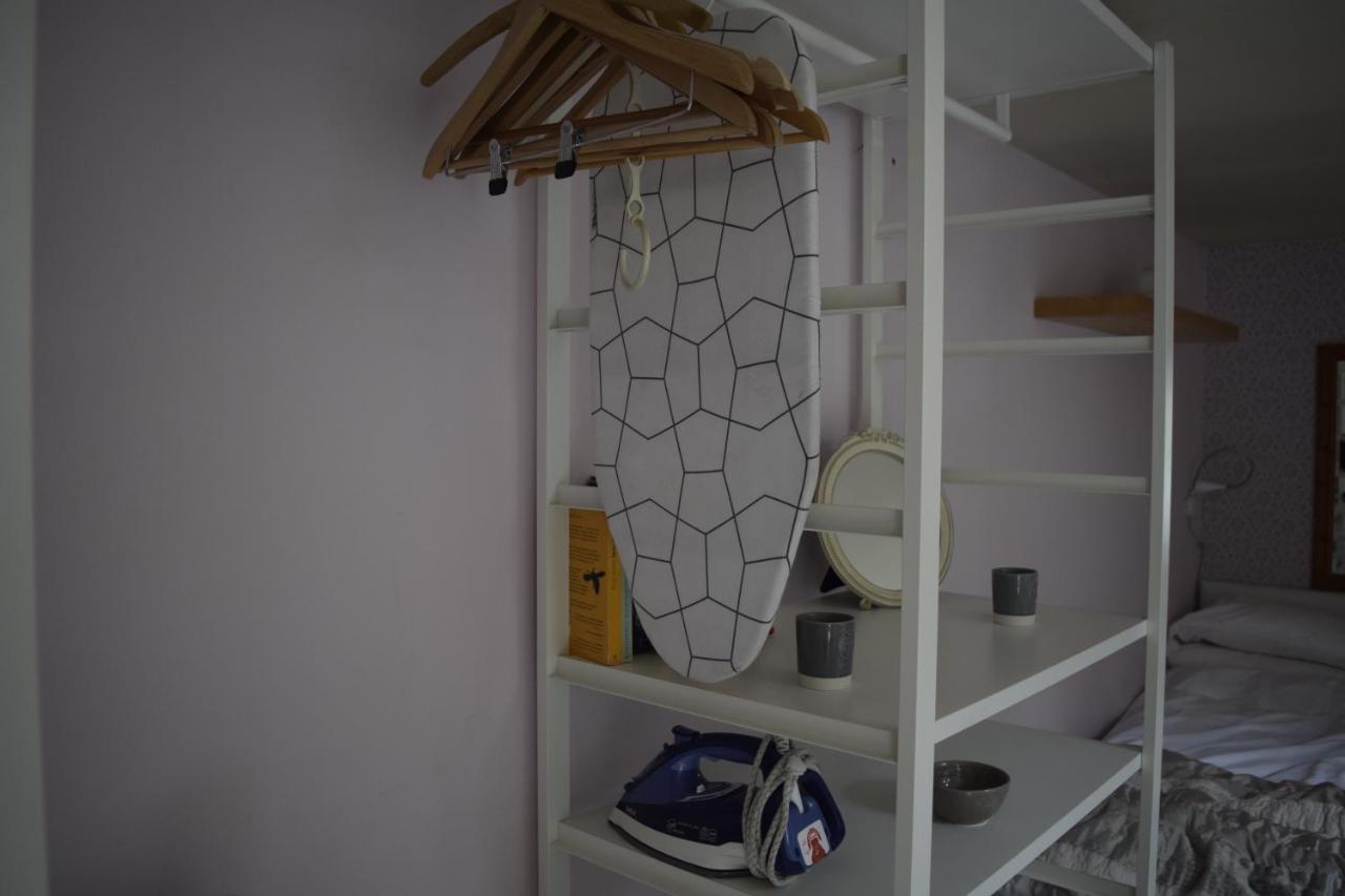 Apartment Cosy Self-contained Studio Flat In *