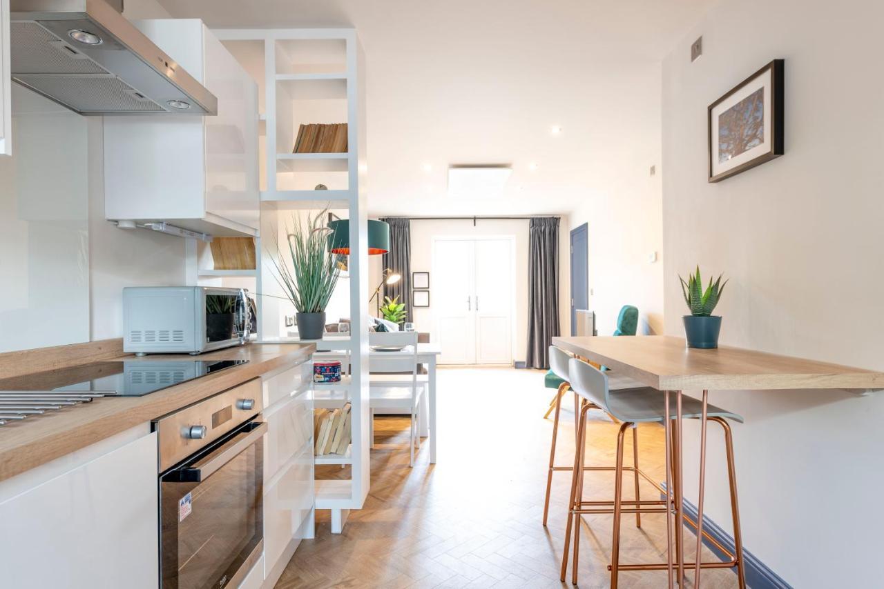 Cedar Apartment *
