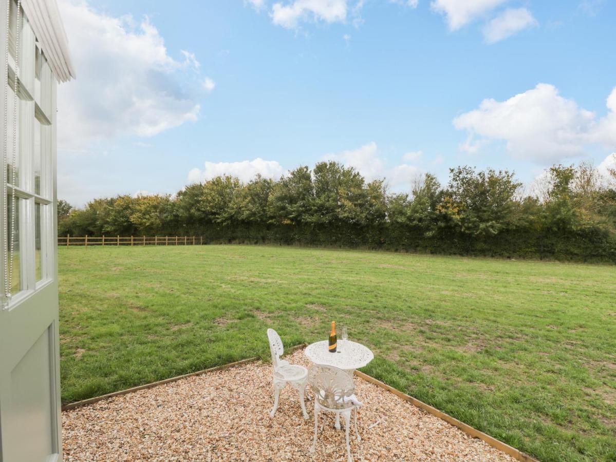 Holiday home Jasmine Hut, Myrtle Farm Bristol
