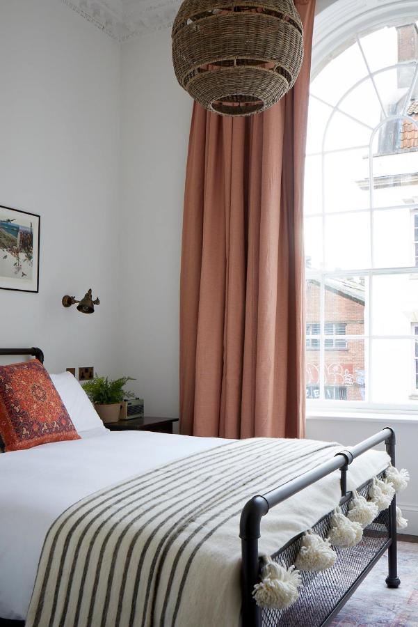 Artist 4* Bristol