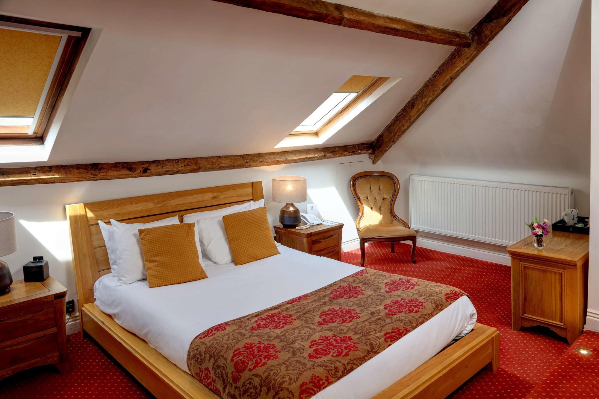 Western Henbury 3* Bristol