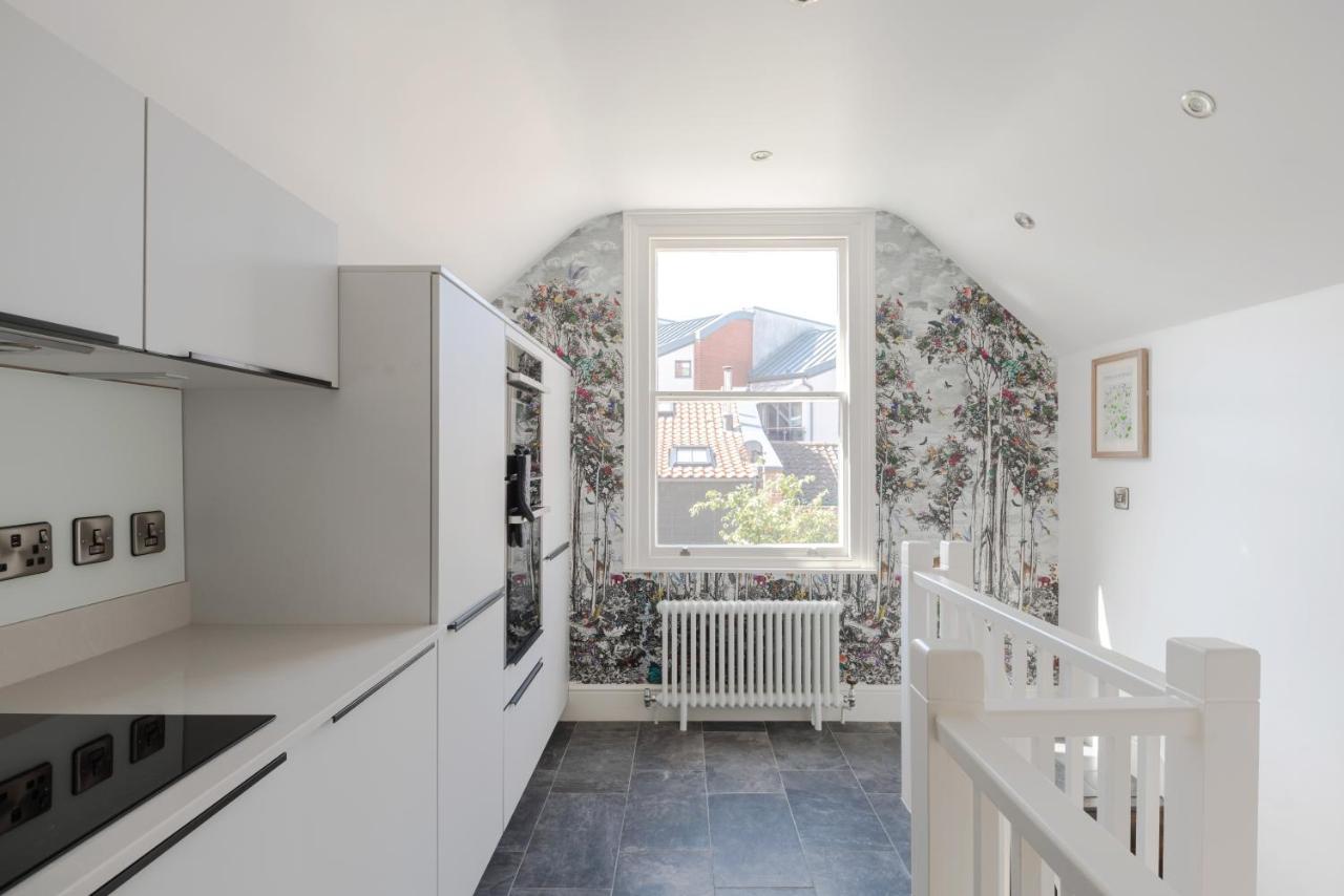 Redcliffe Parade No.9 I Your Apartment Bristol