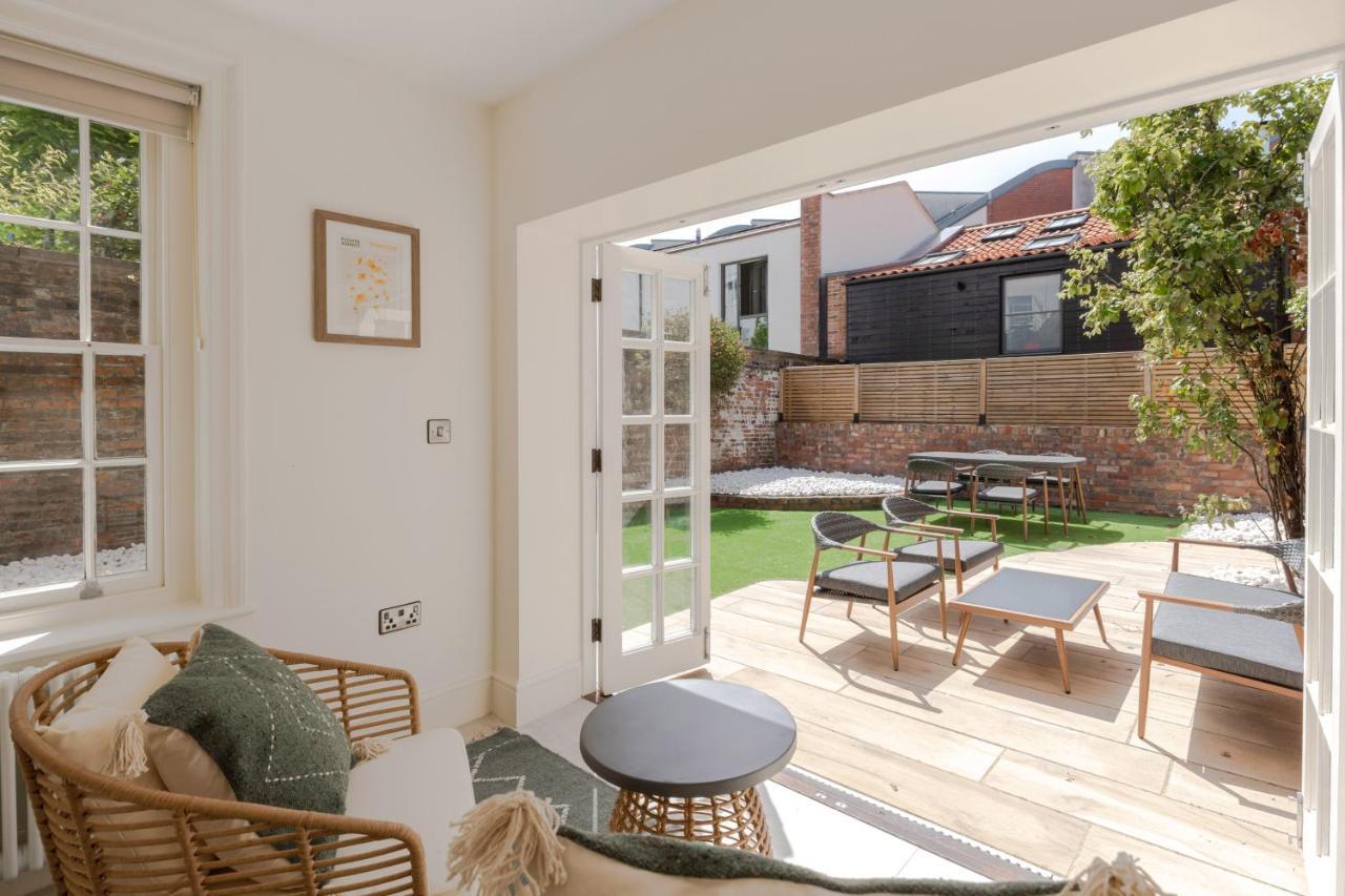 Redcliffe Parade No.9 I Your Apartment Bristol