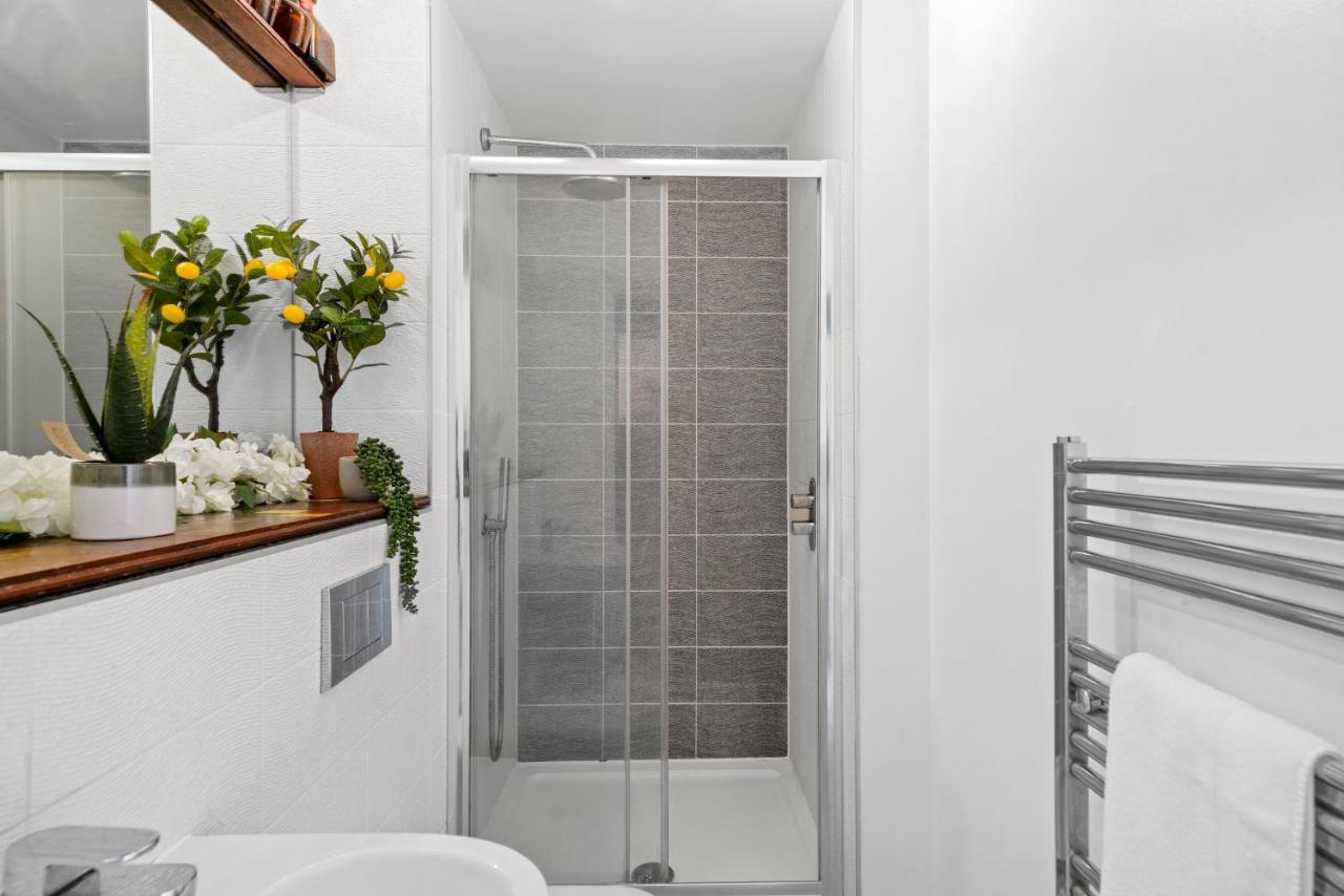 Stunning Abode - Sleeps 10 - Parking Bristol