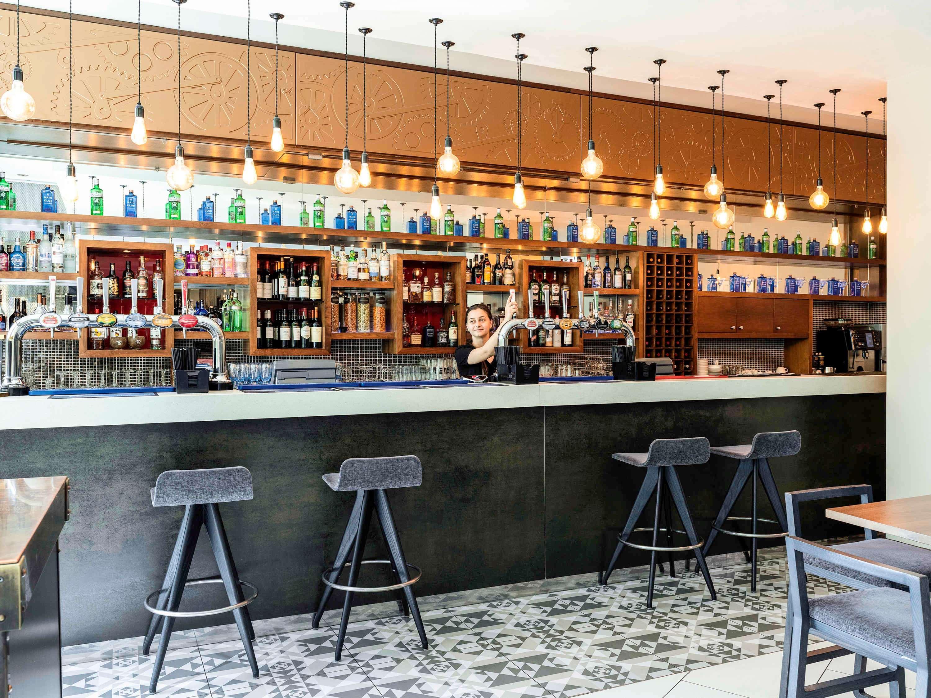 Mercure Holland House 4* Bristol