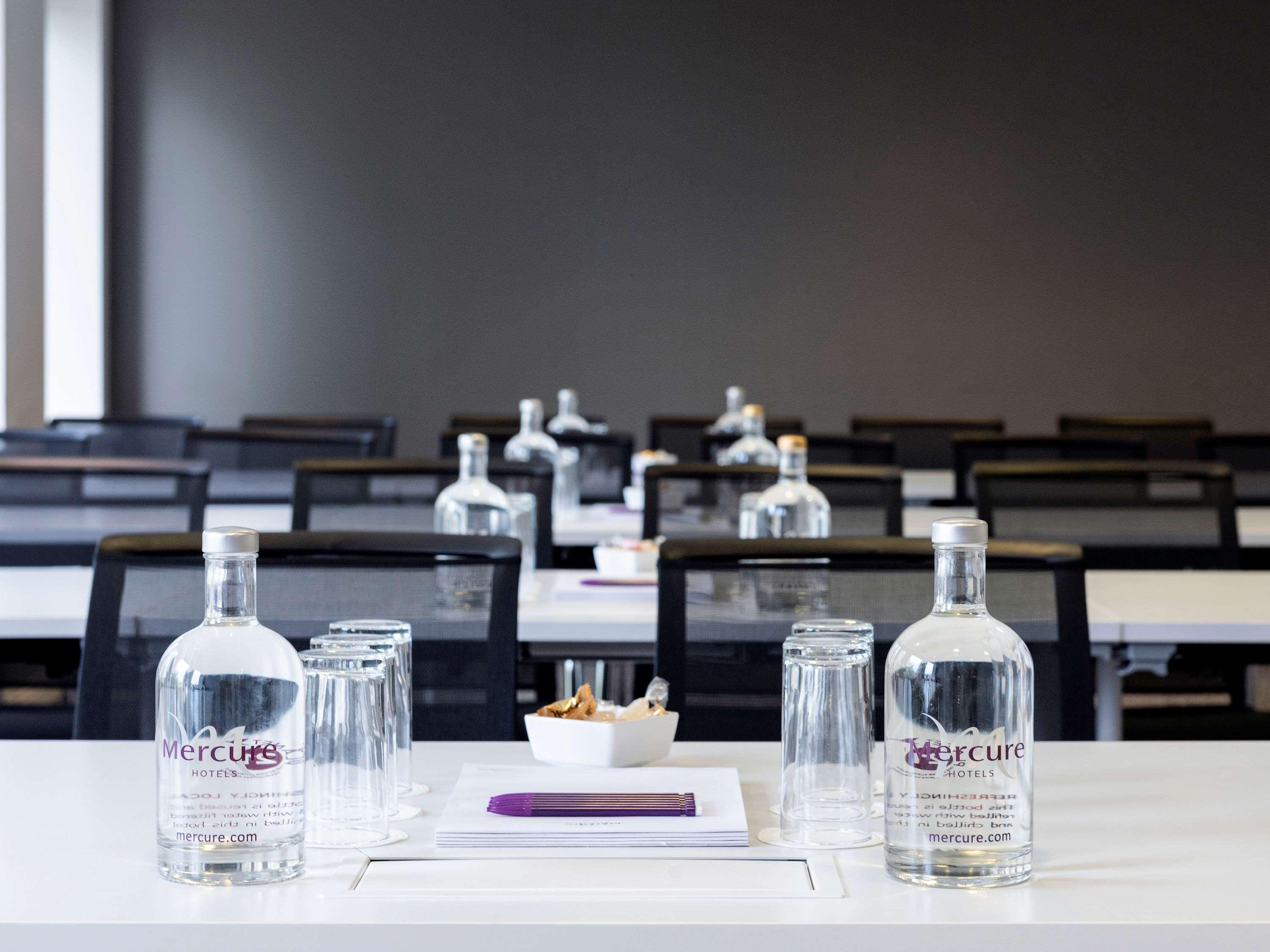 Mercure Holland House Hotel 4*