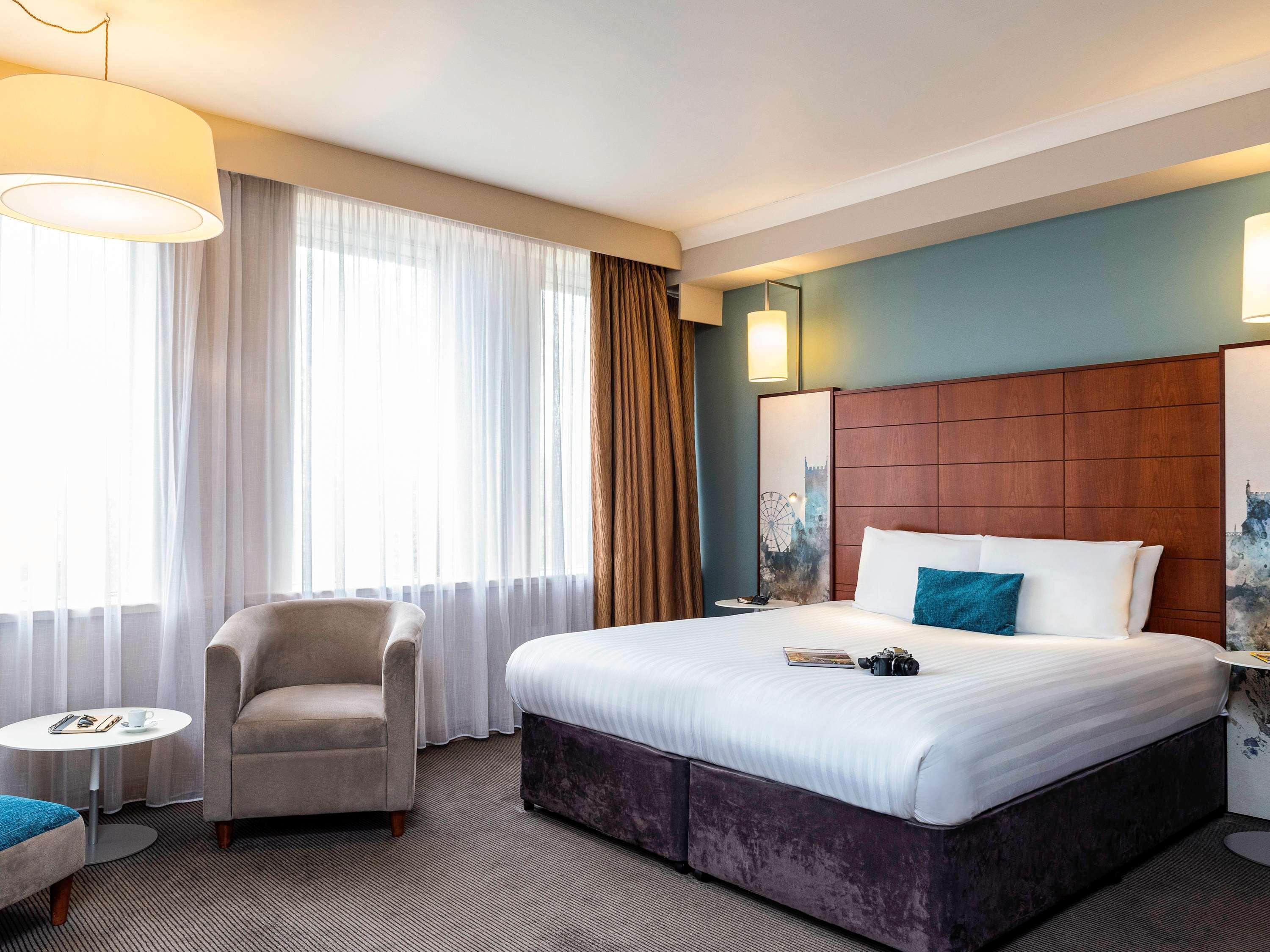 Mercure Holland House