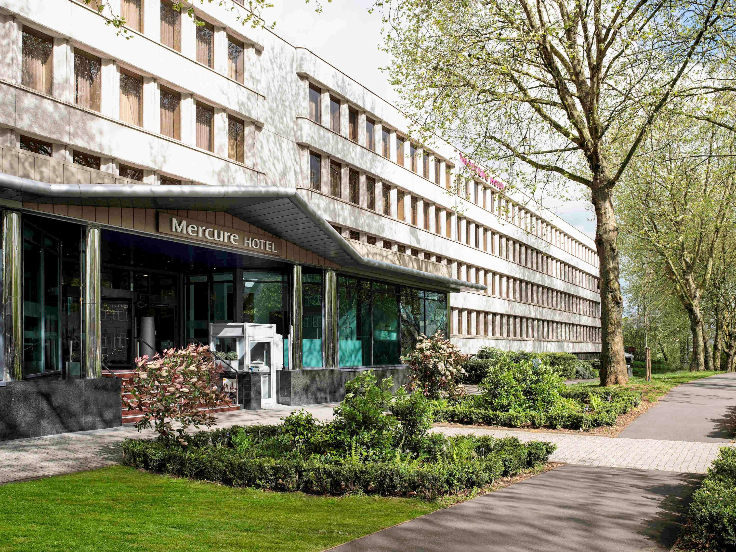 Mercure Holland House