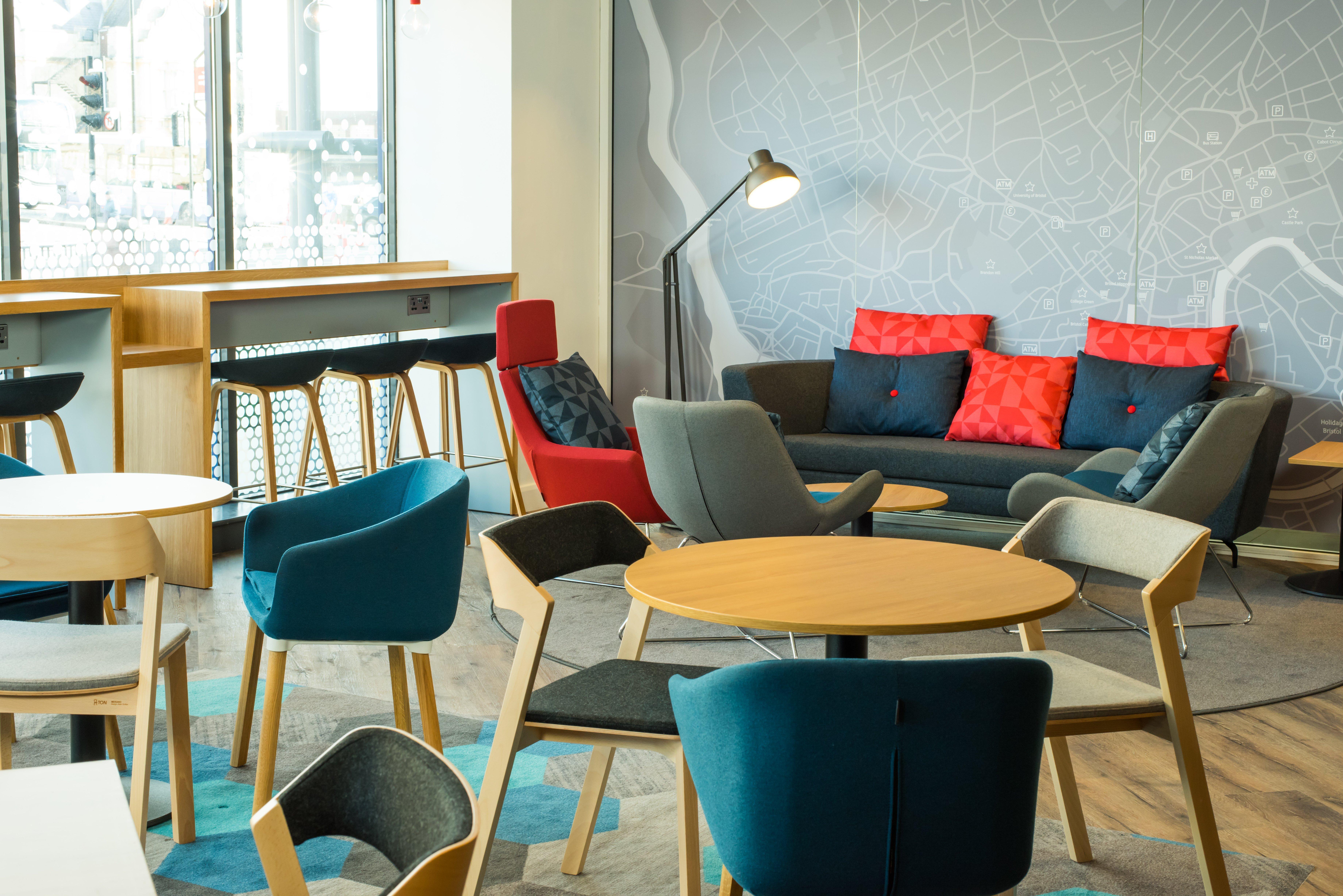 Hotel Express Centre By Ihg