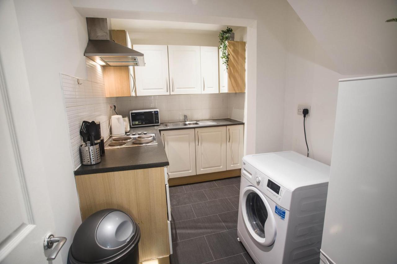 Apartment Flat 1, 401 Stapleton Rd *