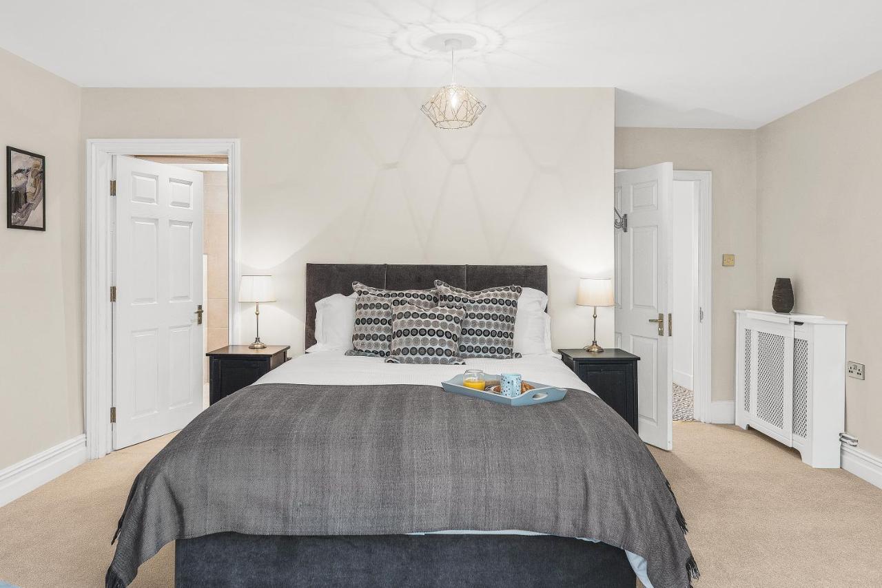 Stunning 2 Bedroom In Fantastic Location * Bristol
