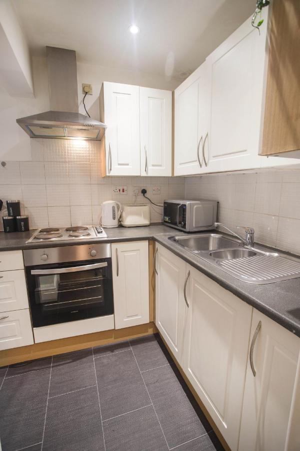 Apartment Flat 1, 401 Stapleton Rd *