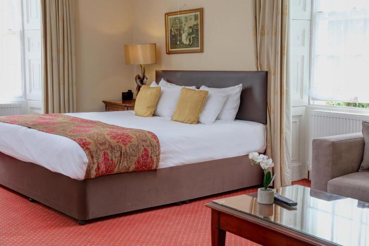 Hotel Western Henbury 3*
