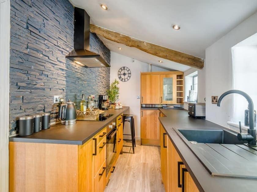 Holiday home Luxury 2 Bed Cosy With Hot Tub And Childrens Play Area Hambrook *