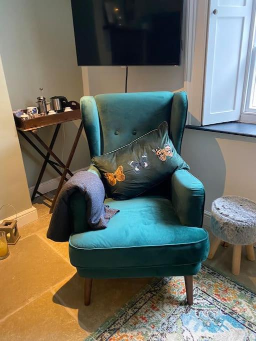 Clifton Georgian Townhouse, Downstairs Ensuite & Light Plant Based Breakfast Apartment Bristol