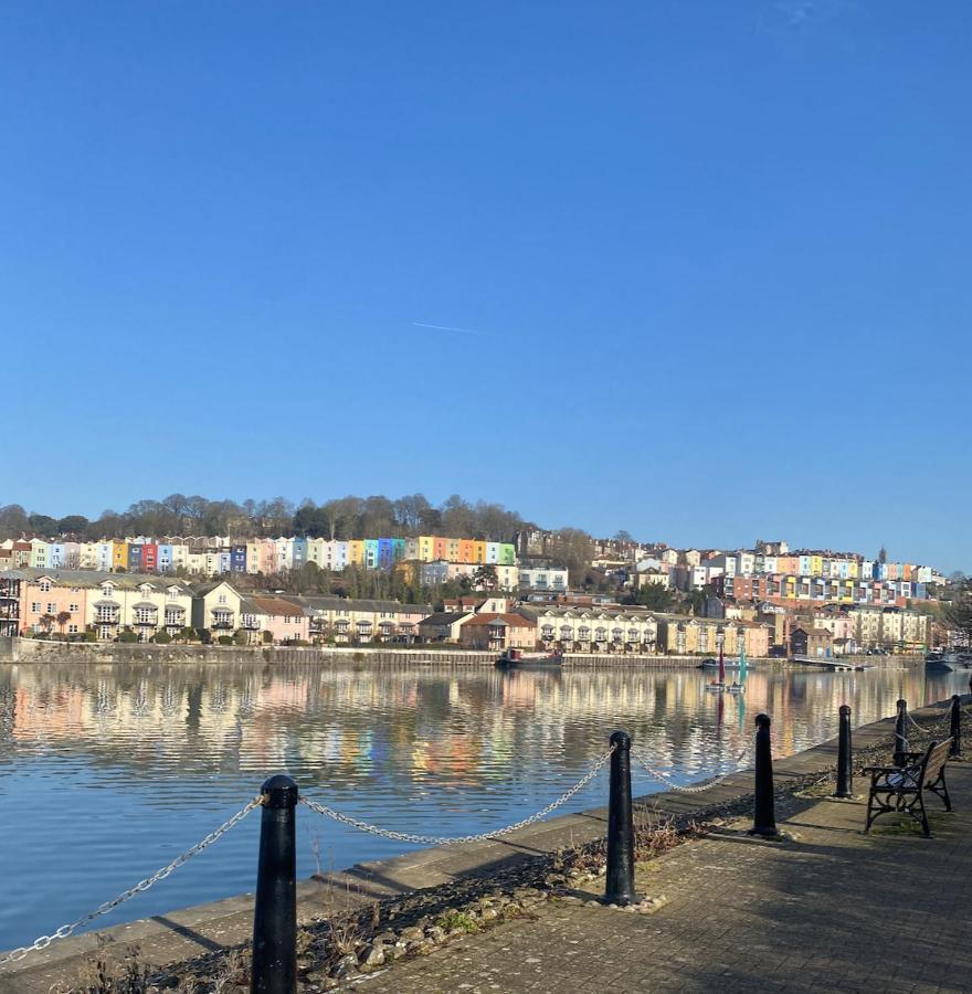 Clifton Georgian Townhouse, Downstairs Ensuite & Light Plant Based Breakfast Bristol