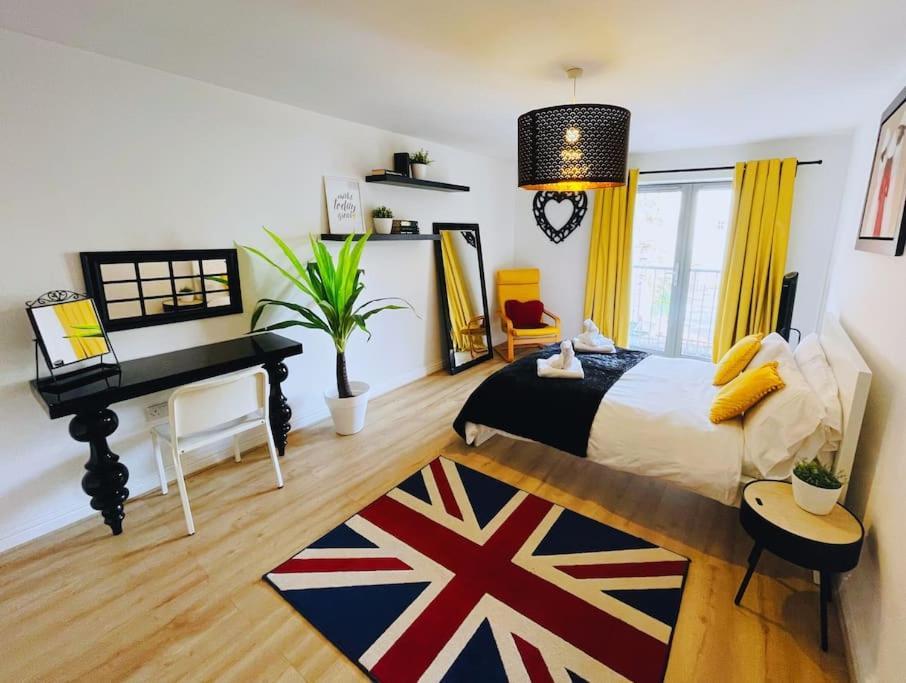 - 1 Bed - Pembroke Court Apartment Bristol