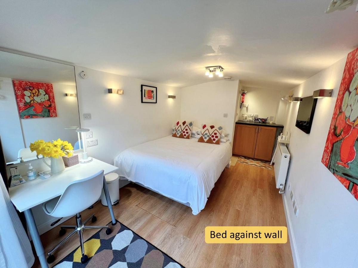 Ferndale Mews 4*