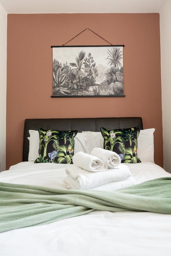 Apartment Modern & Spacious Flat In The Centre Of Bristol! Bristol