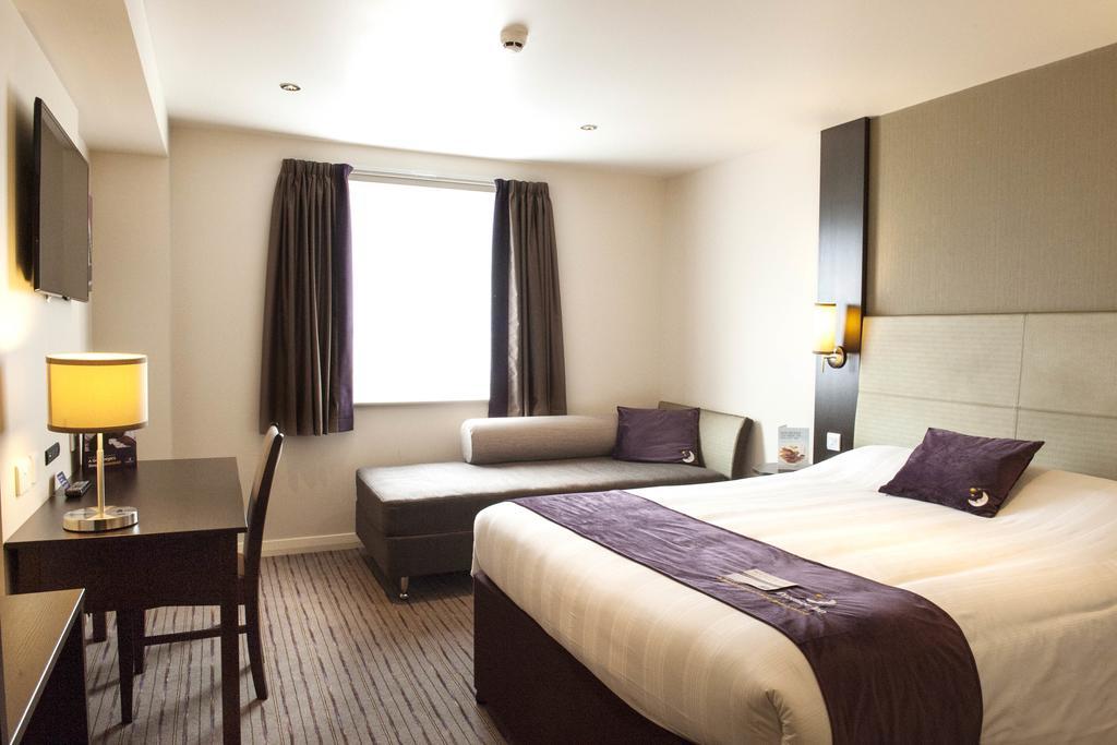 Premier Centre - Haymarket 3*