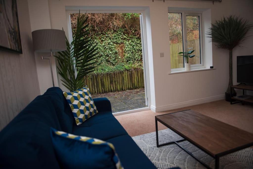 Spacious 3 Bed House In