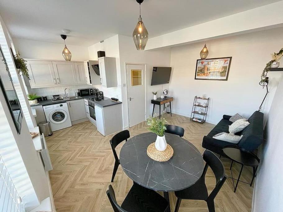 Arnside Apartment Bristol
