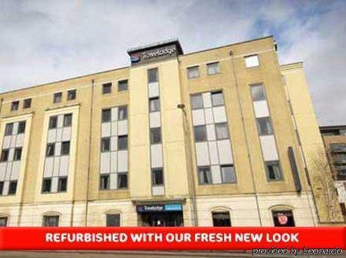 Travelodge Anchor Road Hotel 3*