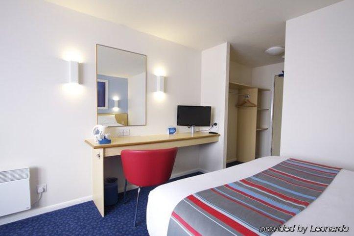 Travelodge Anchor Road Hotel