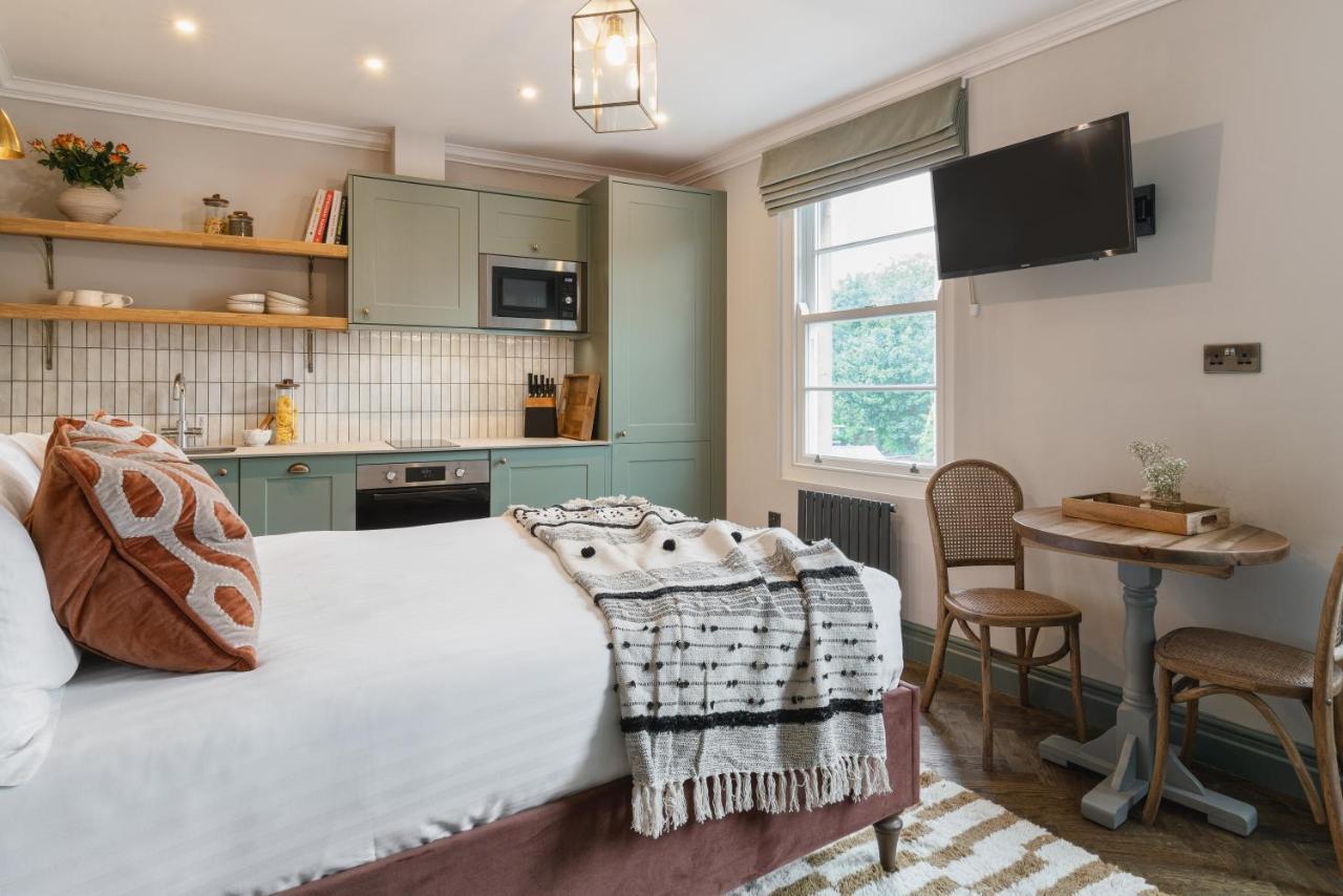 The Cotham Arms Apartment Bristol