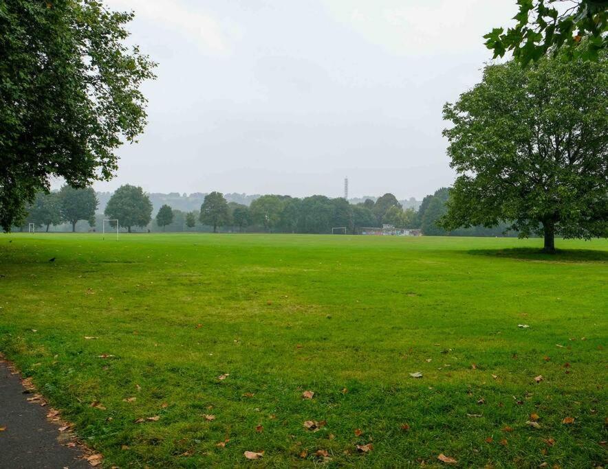 Garden Of Eden 1 Bedroom Flat In Fishponds * Bristol