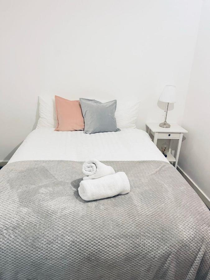 Homestay Family Close Bristol