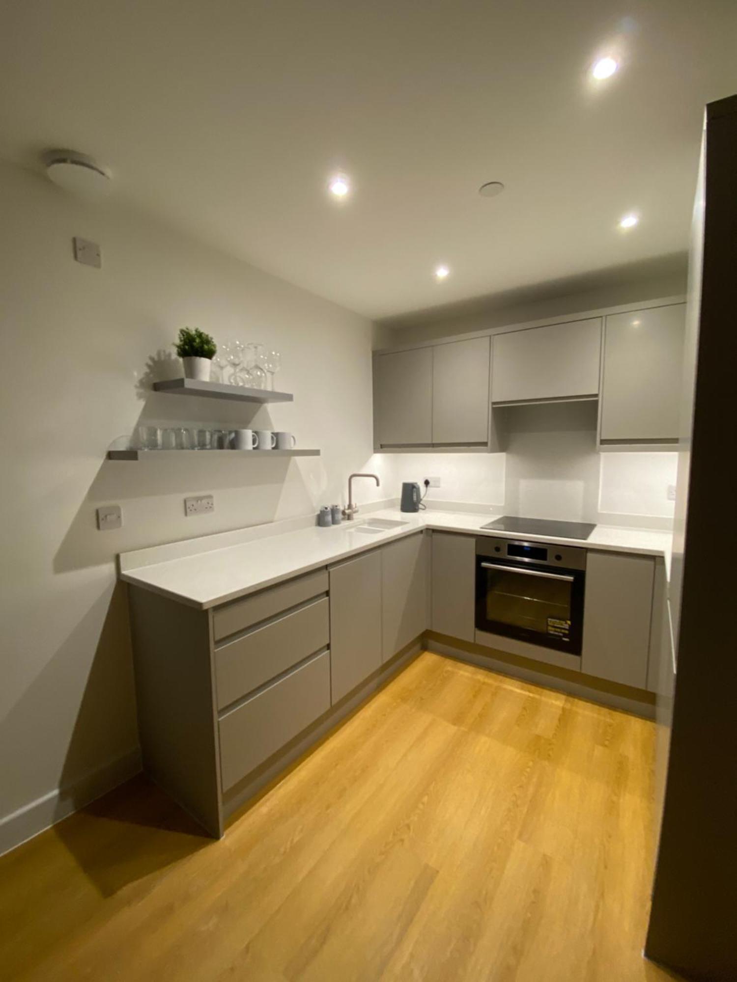 Apartment Beautiful Penthouse In - New Bristol