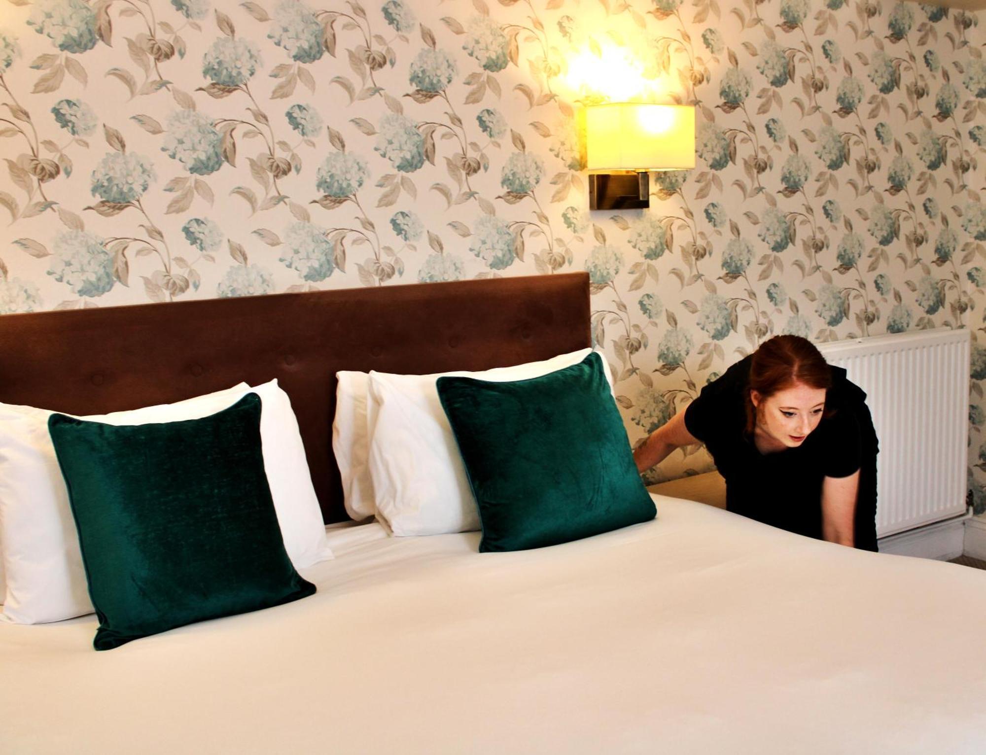 Hotel Victoria Square Clifton Village