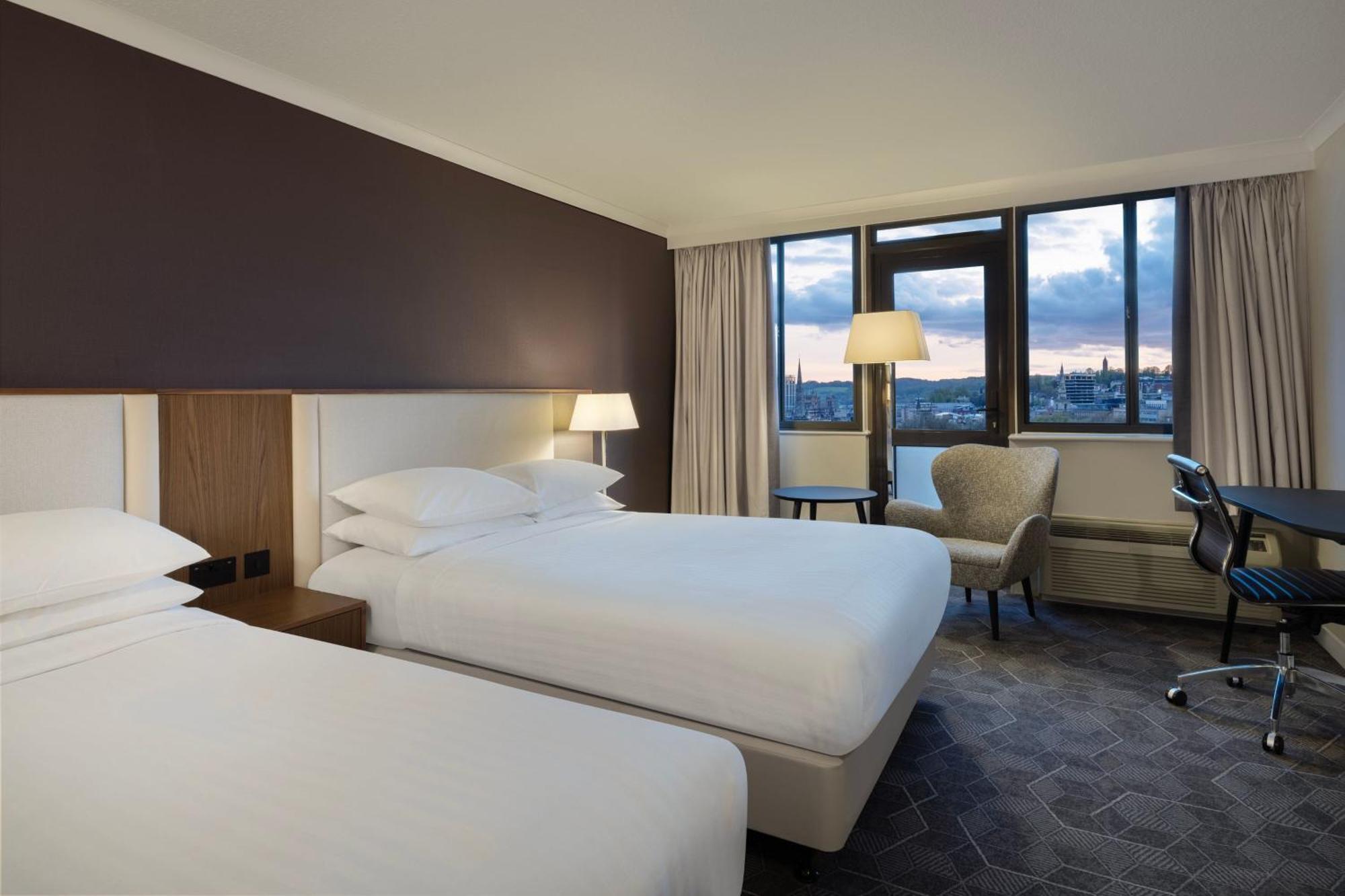 Delta By Marriott Centre
