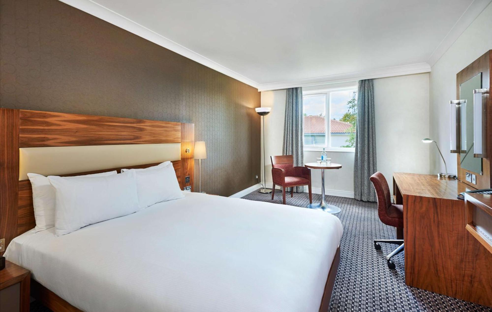 Hotel Doubletree By Hilton North