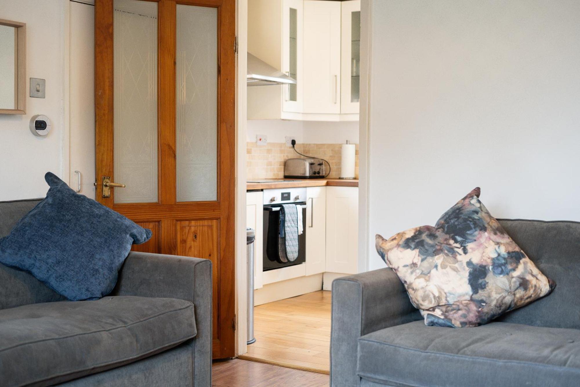 Imagination By Olauda Sa - 3 Bed House With Free Parking Holiday home